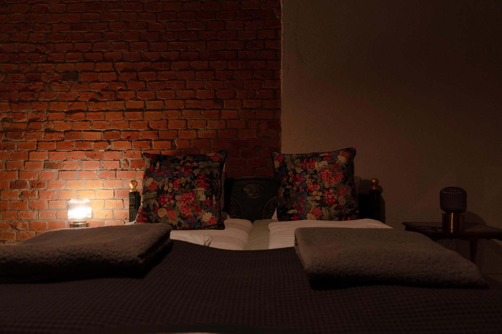Uroczysko Olesnica Bed & Breakfast Chodzież Екстериор снимка
