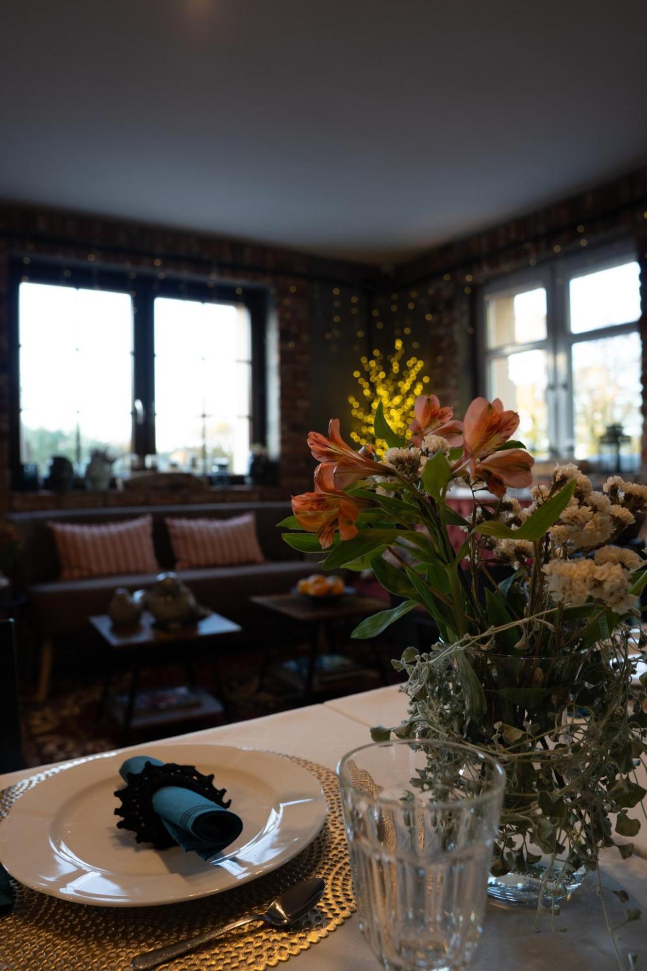 Uroczysko Olesnica Bed & Breakfast Chodzież Екстериор снимка