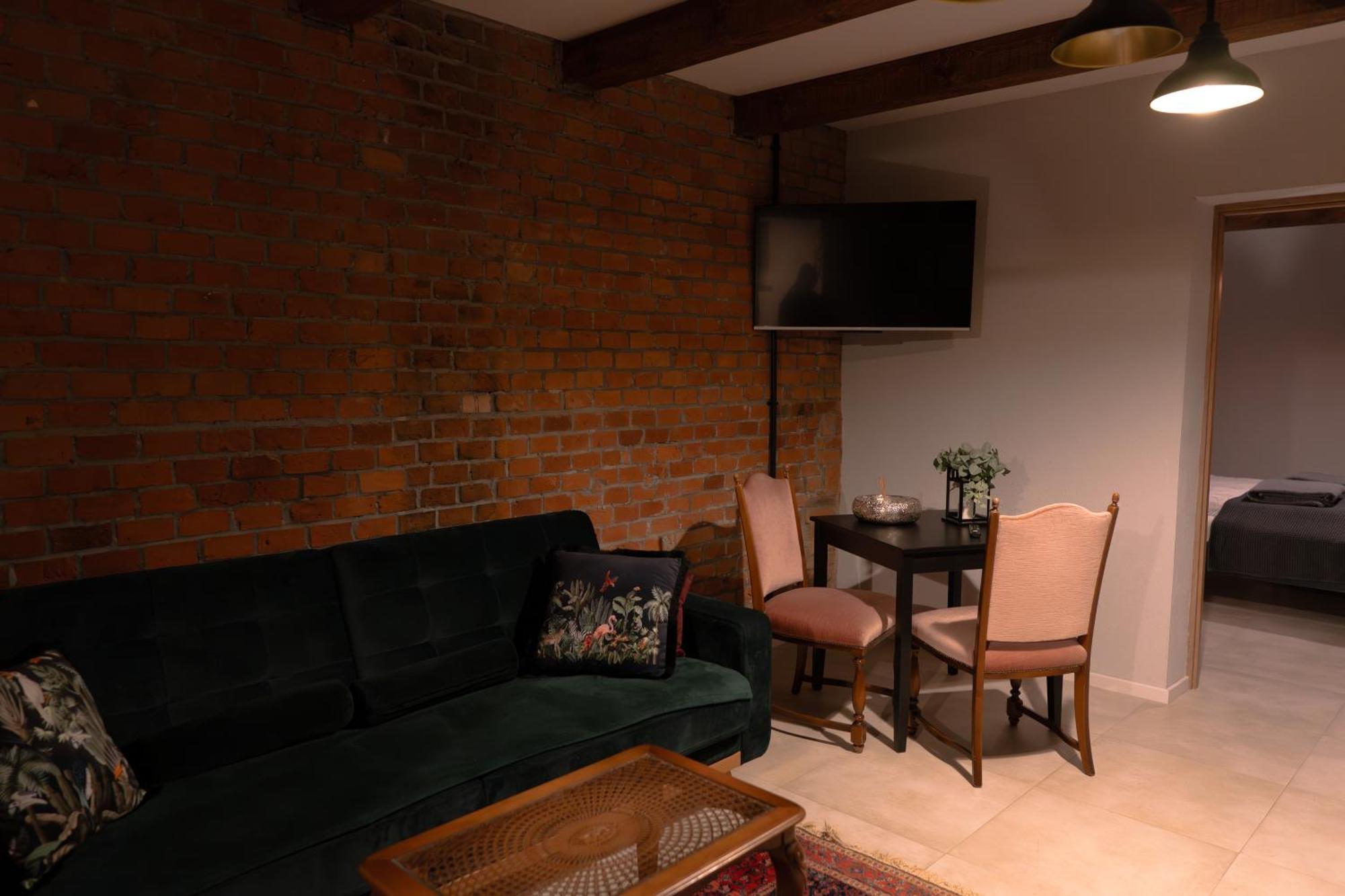 Uroczysko Olesnica Bed & Breakfast Chodzież Стая снимка