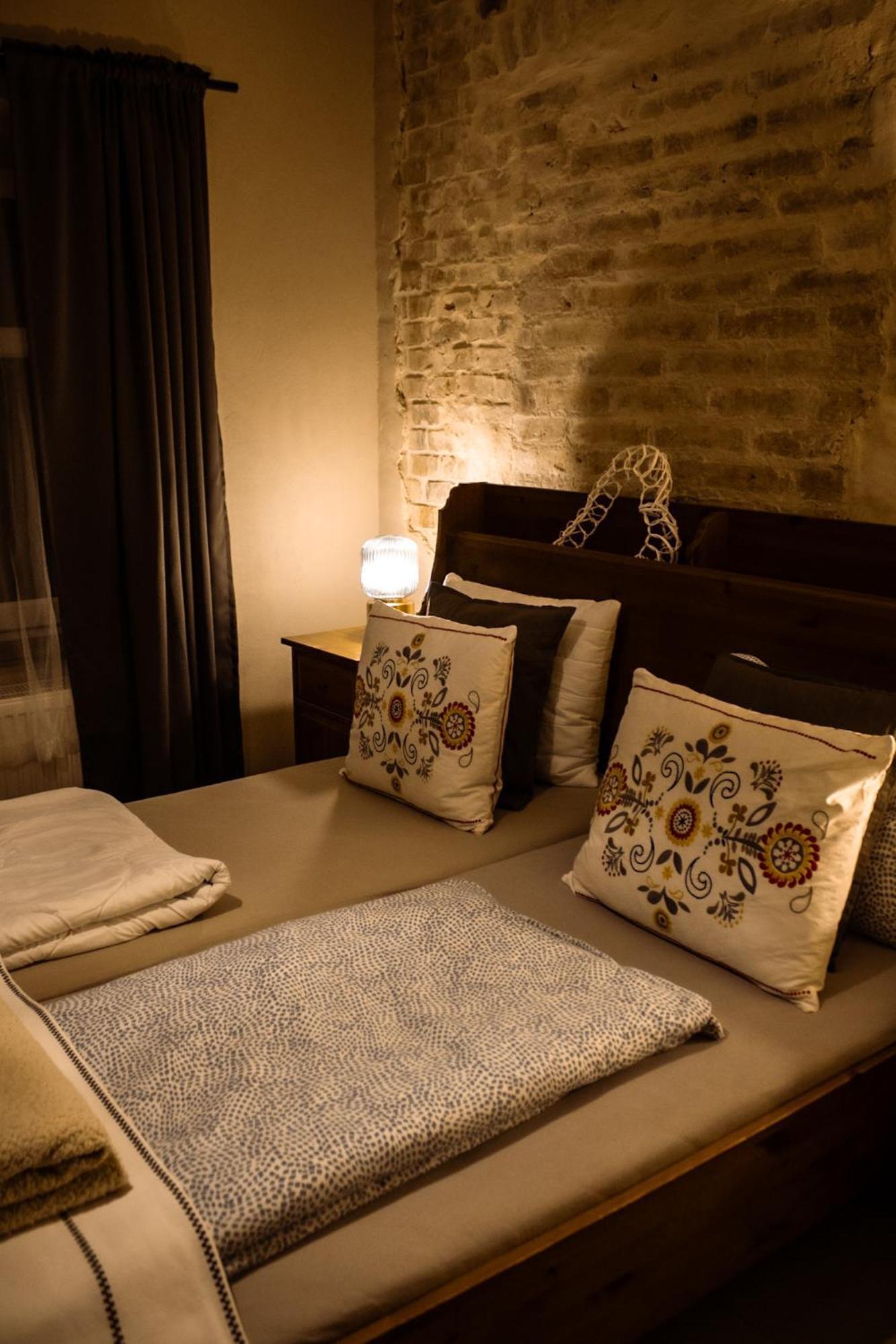 Uroczysko Olesnica Bed & Breakfast Chodzież Стая снимка
